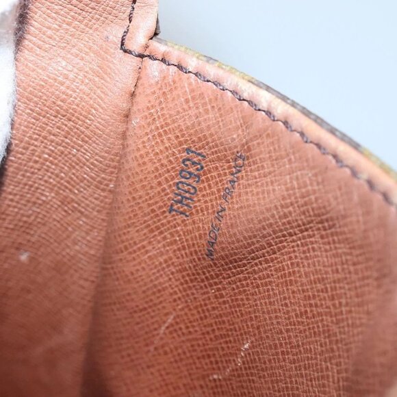 LOUIS VUITTON Monogram Saint Cloud GM Shoulder Bag - Picture 10 of 16
